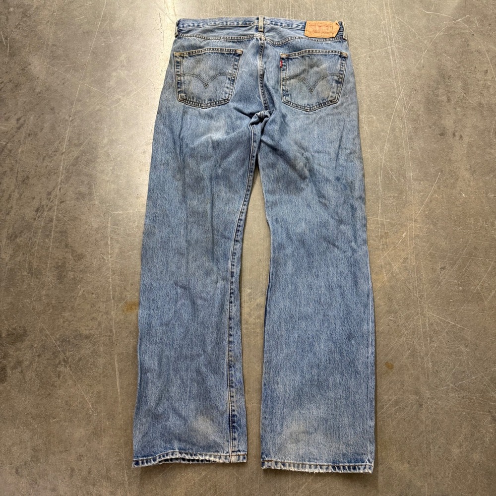 Vintage Levis 501 Light Wash Straight Leg Button Fly Denim Jeans 36x32 Mens